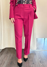 Carica l'immagine nel visualizzatore di Gallery, Completo giacca/pantalone Please