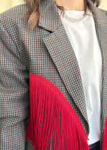 Carica l'immagine nel visualizzatore di Gallery, Blazer con frange