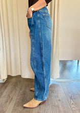 Carica l'immagine nel visualizzatore di Gallery, Jeans barrel

