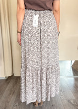 Carica l'immagine nel visualizzatore di Gallery, Gonna Molly Bracken
