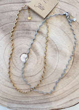 Carica l'immagine nel visualizzatore di Gallery, Collana Waves

