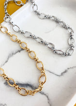 Carica l'immagine nel visualizzatore di Gallery, Collana catena

