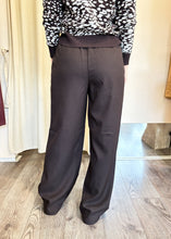 Carica l'immagine nel visualizzatore di Gallery, Pantalone Vero Moda
