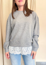 Carica l'immagine nel visualizzatore di Gallery, Felpa con pizzo Lili Sidonio
