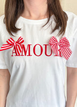 Carica l'immagine nel visualizzatore di Gallery, T-shirt amour Lili Sidonio

